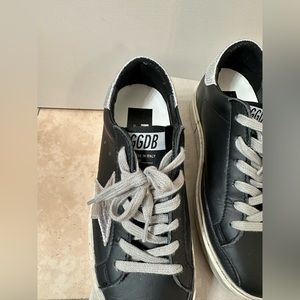 Golden Goose Sneakers